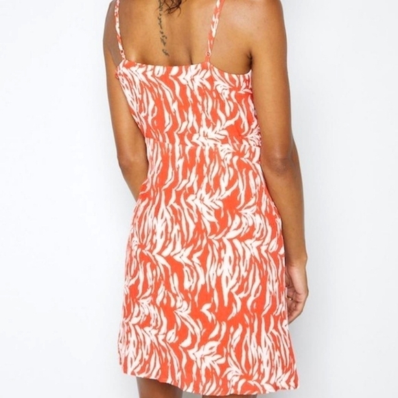 Sadie & Sage En Fuego Electric Coral Wrap Dress Size S - Picture 2 of 9